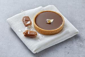 Salted Caramel Tartlet